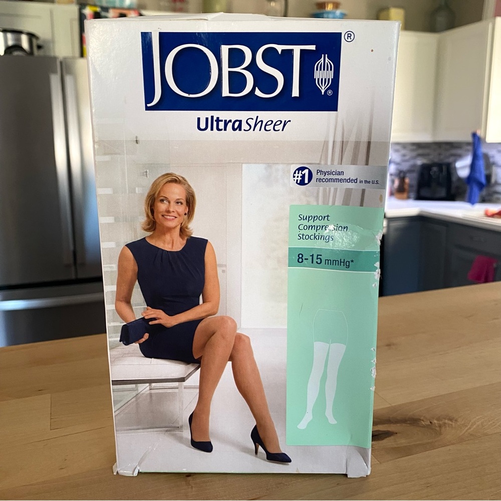 Jobst Ultra Sheer Closed Toe Compression Stockings 8-15 mmHg Black Medium